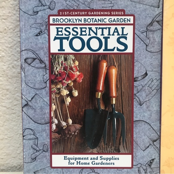 2 Gardening books from Brooklyn Botanic Garden. Each 112 pages. - Picture 3 of 14